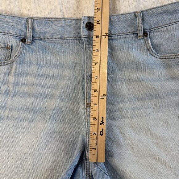 Loft Women's High Rise Denim Cut Off Shorts Light Wash Distressed Size 30/10 - Picture 11 of 14